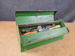 lot 166 image: Vintage Waterloo Metal Toolbox w Assorted Hand Tools - Box is about 19 x 7 x 9