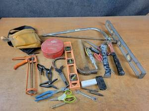 lot 172 image: Lot of Assorted Hand Tools