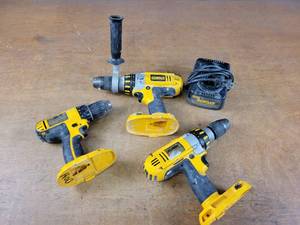 lot 182 image: (3) Assorted DeWalt 18V Drills and Charger - Untested