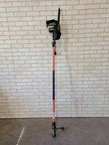 lot 195 image: Remington Electric Pole Saw - Tested and Works - NO SHIPPING