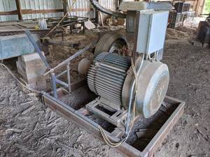 lot 72 image: Reliance 125HP Electric Motor - Used to Run Saw Mill - 460V 3PH 1780RPM