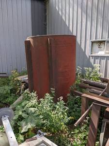 lot 90 image: 500 Gallon Steel Fuel Barrel - About 4 Diameter x 6 Long