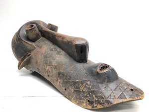 HUGE and Impressive Elongated Gabon Mask