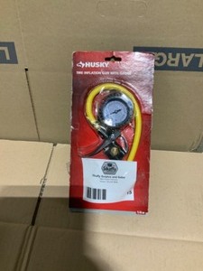 Husky Tire Inflation Gun Air Chuck with Pressure Gauge. See Pictures