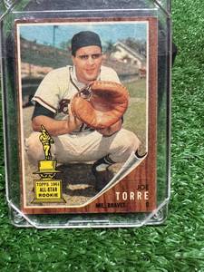 lot 7 image: 1962 Topps Joe Torre RC
