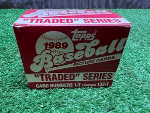 lot 11 image: 1989 Topps Baseball Traded Series 1T - 132T