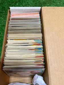 lot 26 image: 1963 & 1964 Topps Baseball Cards