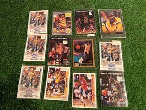 lot 40 image: Magic Johnson Cards