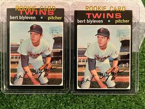 lot 43 image: 2 1971 Topps Bert Blyleven RCs