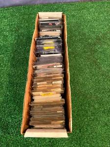 lot 72 image: Box of Basketball Stars & Rookies