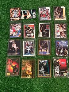 lot 79 image: Shaquille ONeal Cards wRCs