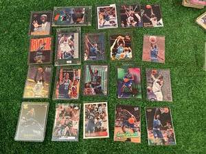 lot 99 image: Kevin Garnett Cards Including RCs