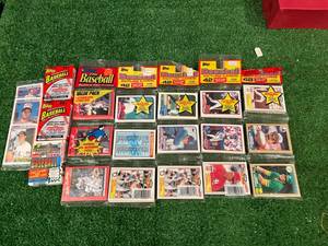 lot 108 image: Sealed Packs Baseball Cards