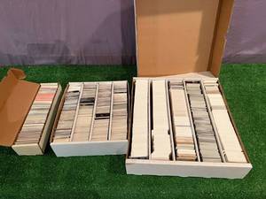 lot 145 image: Large Lot of Sports Cards