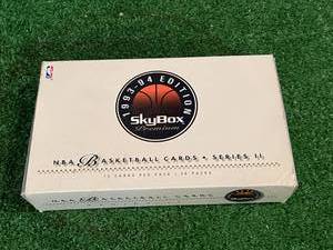 lot 150 image: 1993-94 Skybox Premium Basketball Box - 36 Count