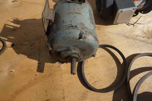 lot 24 image: Emerson Model KS60CXUP-625 13 hp 115 Volt Electric Motor