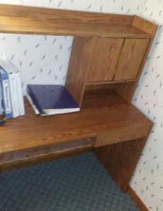 lot 26 image: Computer Desk, Workstation.