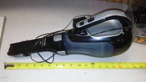 lot 31 image: Black & Decker Rechargeable Vacuum