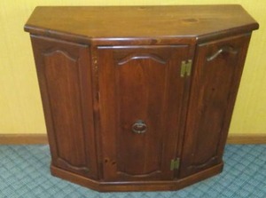 lot 40 image: Wood Side Table