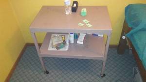 lot 51 image: Metal 2 Shelf Cart On Casters.