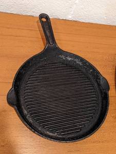 Pair of Cast Iron Pans