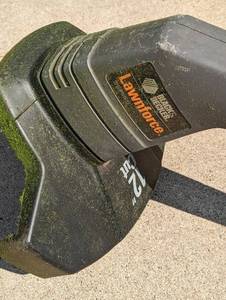 Black and Decker Lawn Force Weed Whip