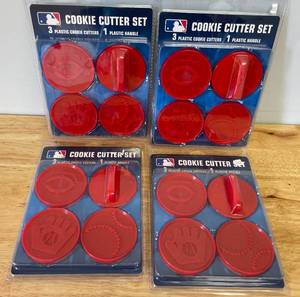 lot 32 image: Lot of 4 Minnesota Twins Baseball Cookie Cutter Sets