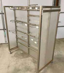lot 2 image: 4 Sided Rolling Retail Display Rack