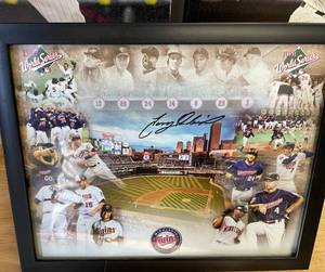 lot 18 image: Minnesota Twins Tony Olivia Autograph World Series Photo and Joe Mauer Prints