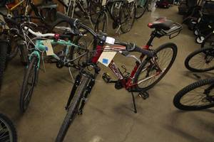 lot 205 image: Schwinn GTX 24 Mens Trail Bike  20 Red Frame