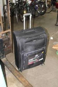 lot 71 image: American Tourist Meridian NXT 29 Spinner
