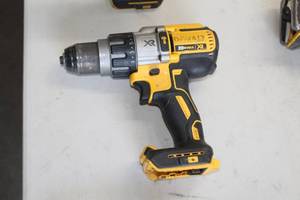 lot 12 image: DeWalt DCD996 12 20V Hammerdrill  Drill Driver