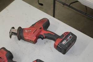 lot 41 image: Milwaukee 2625-20 Hackzall 18V Reciprocating Saw with Battery