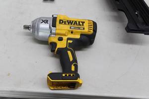 lot 39 image: DeWalt DCF899 12 20V Brushless Impact Wrench