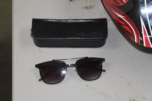 lot 109 image: Sean John Sunglasses with Case