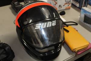 lot 112 image: Sure Full Face Motorcycle Helmet