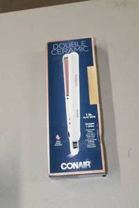 lot 101 image: Conair 1 Flat Iron (in box)