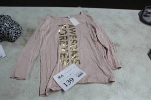 lot 139 image: H&M Womens Shirt Size 14Y