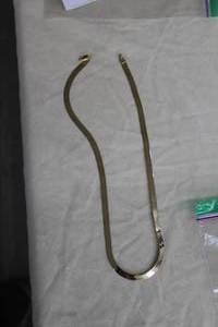 lot 155 image: Womens 10K Yellow Gold Herringbone ChainNecklace 18