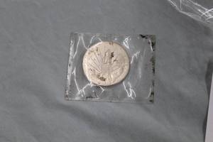 lot 195 image: 1988 Space Shuttle Discovery $5 Collectors Coin