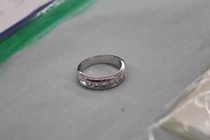 lot 168 image: Womens 0.87ct 9 Natural Round Full Cut Diamond 14K White Gold Ring Size 10-14