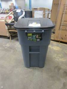 lot 893 image: RUBBERMAID Brute 50 Gal. Grey Rollout Trash Can with Lid (MISSING WHEEL & SMALL HOLE IN BOTTOM OF TRASH CAN)