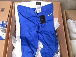 lot 13 image: Box of Mens Nike Football Pants (L...