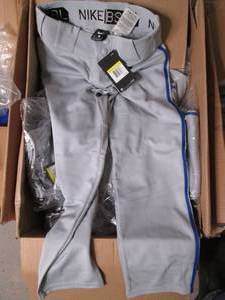 lot 18 image: Box of Boys Nike Football Pants (Sm...