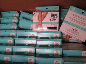 lot 69 image: Box of Leggs to Go Knee High Plus S...