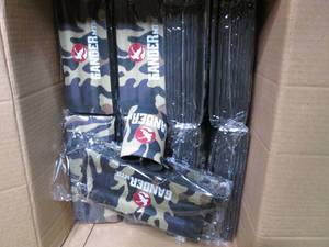 lot 121 image: Box of Adjustable Gander Mountian C...