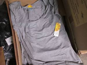 lot 122 image: Box of Ladies C & C California Gray...