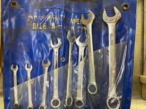 SOCKETS AND WRENCHES