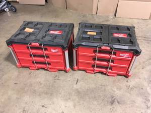 Lot of 2 Milwaukee PACKOUT 22 in. Modular 3-Drawer Tool Box with Metal Reinforced Corners Customer Returns See Terms on Auction