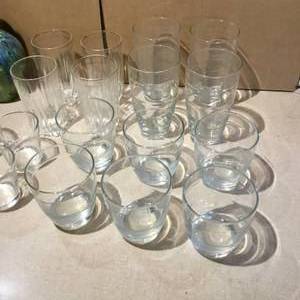 lot 32 image: large selection drinking glasses and decanter